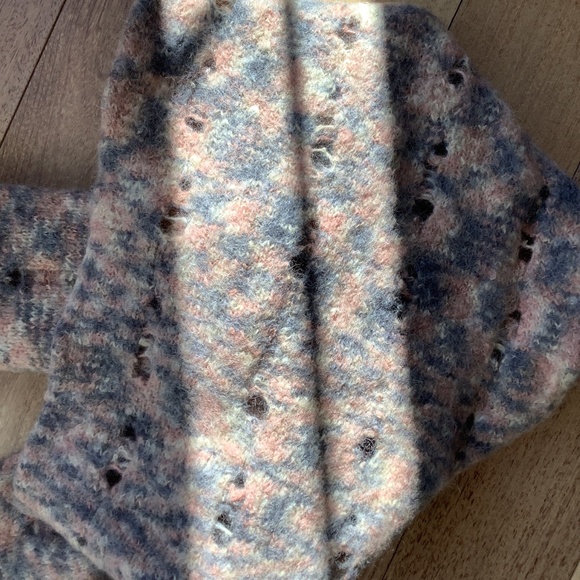 HandKnit/Felted Gorgeous Wrap….can be worn so many ways!  Beautiful muted colors - Picture 6 of 7
